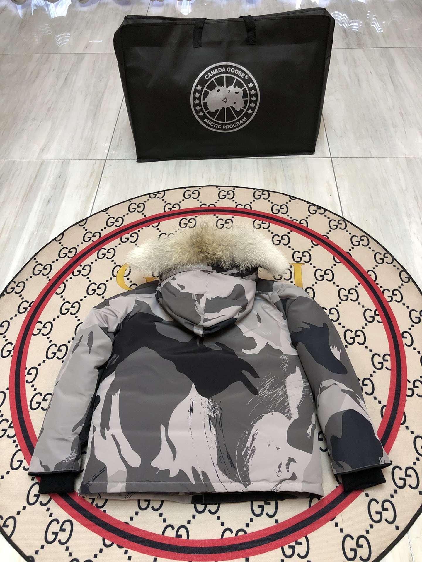 Winter Down Jacket-Canada Goose