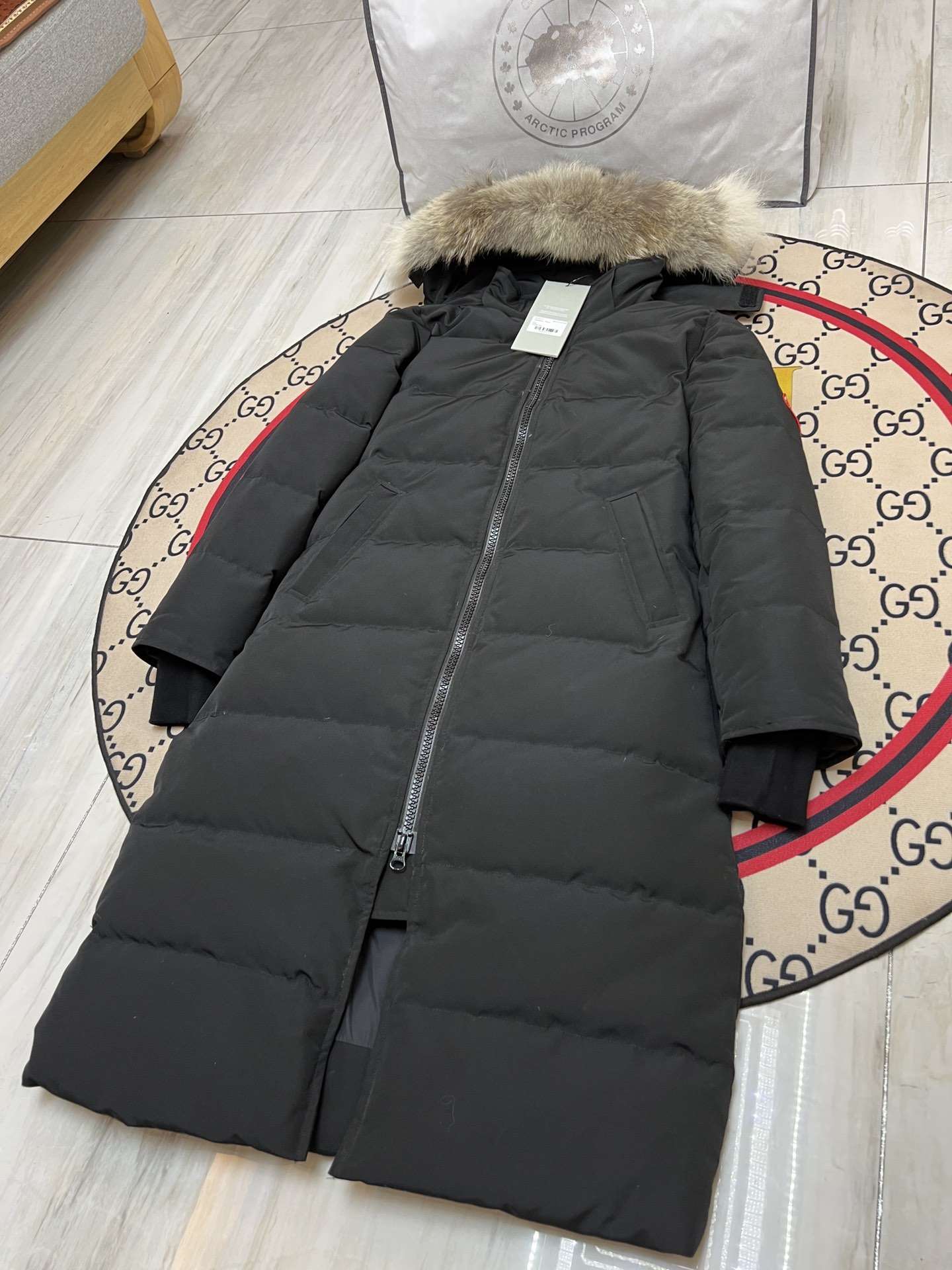 Winter Down Jacket-Canada Goose