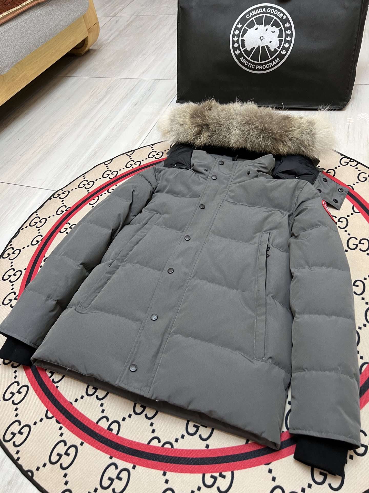 Winter Down Jacket-Canada Goose