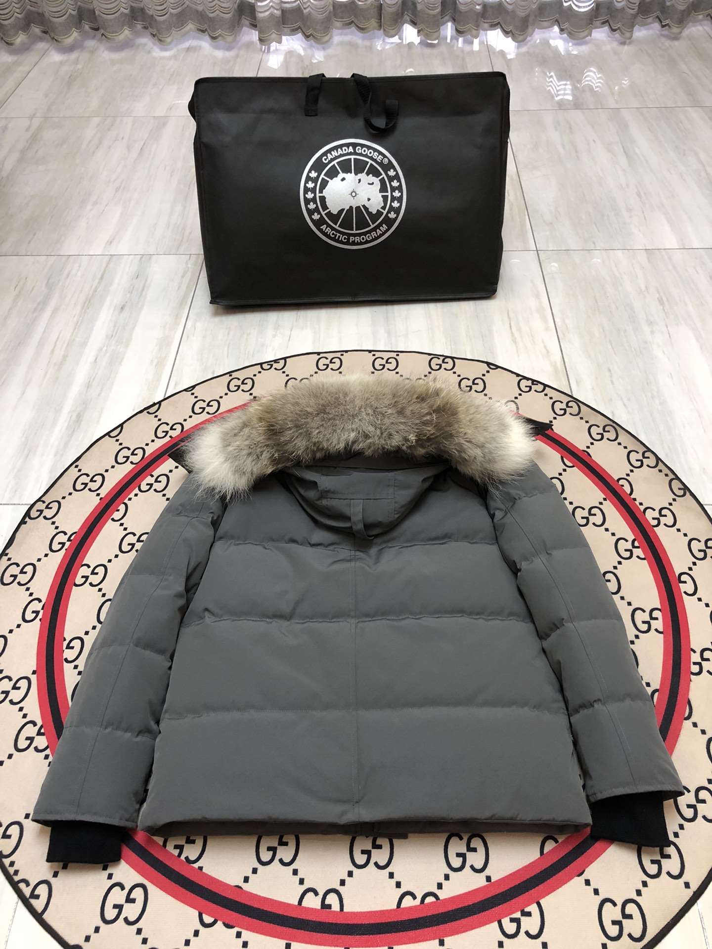 Winter Down Jacket-Canada Goose