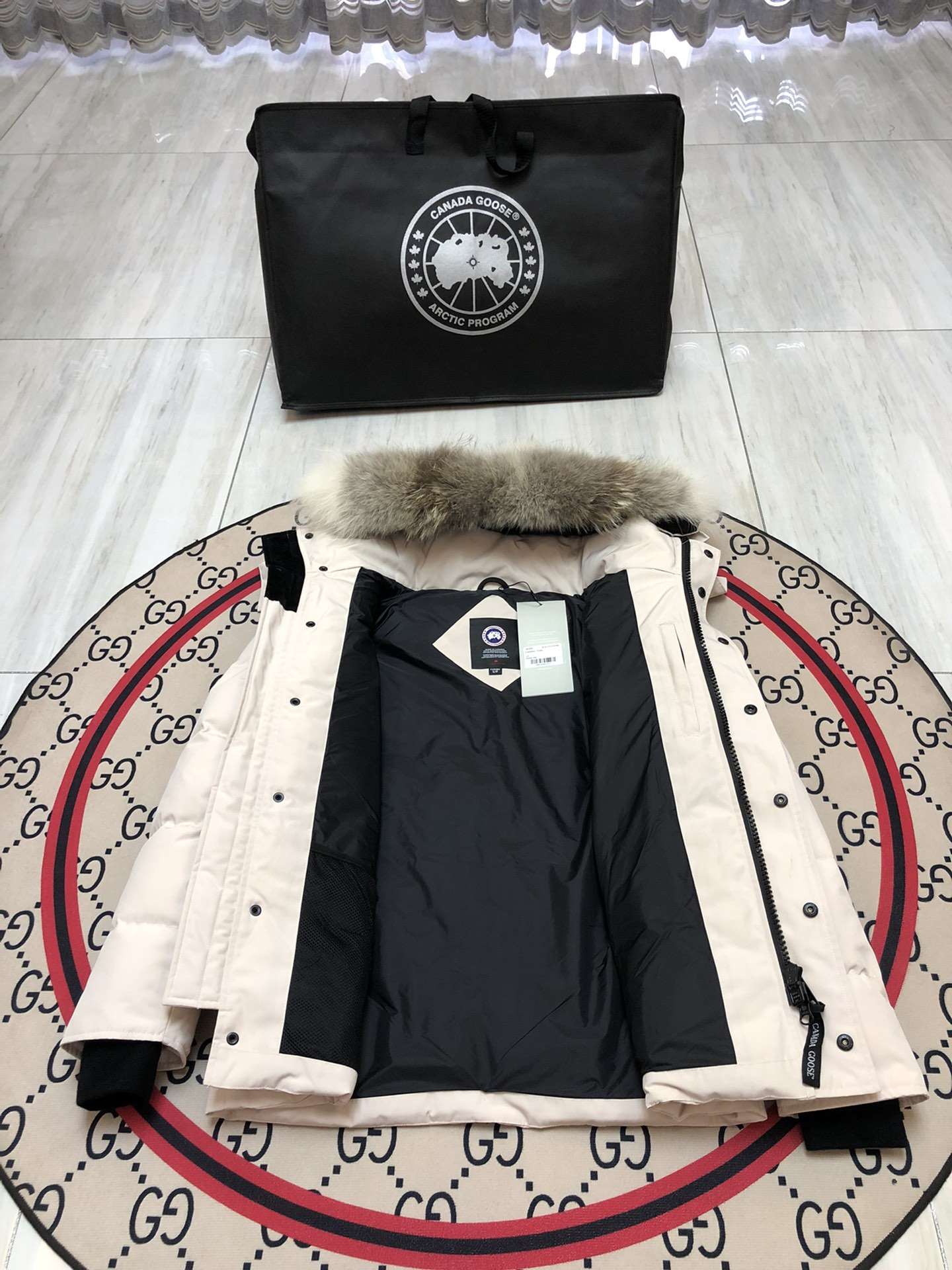 Winter Down Jacket-Canada Goose