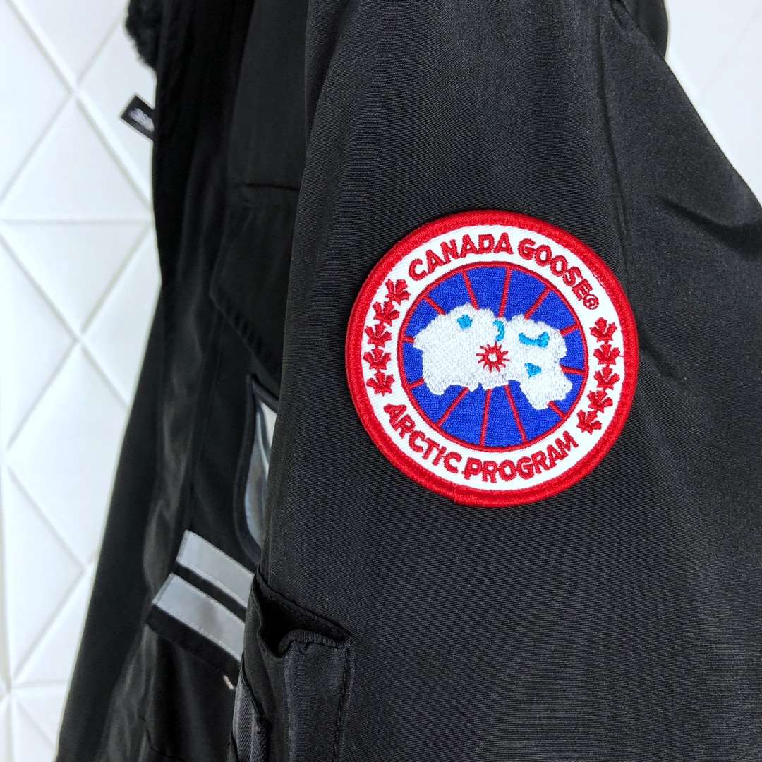 Winter Down Jacket-Canada Goose