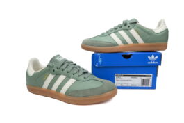 IE7011 adidas  Originals Samba OG 'Silver Green Gum'