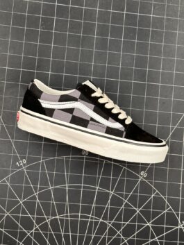 VANS Old SKool DX Anaheim glossy version large checkerboard black and gray checkerboard canvas shoes for men and women with anti-counterfeiting purple cursor