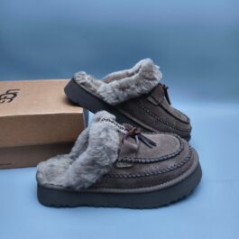UGG sheepskin snow boots 8260 antelope brown lace-up thick-soled casual slippers in stock 35-40 sizes