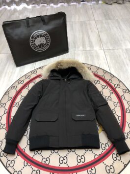Canada Goose E01 Chilliwack Down Jacket BLCK S-XXL