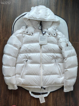 Moncler sz1-6 26yr254