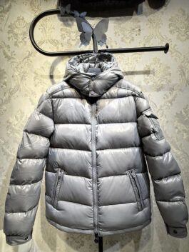 Moncler sz1-6 26yr254