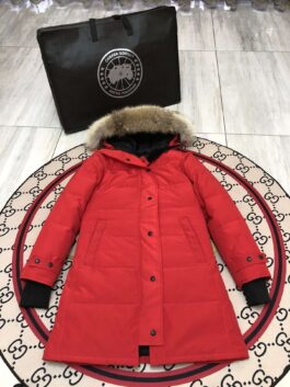 Canada Goose Urban Down Jackets - Fashion Meets Functionality E15-Shelburne