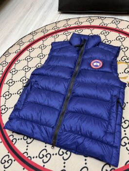 Canada Goose Insulated Down Jackets ¨C Perfect for Extreme Cold Weather Vest Crufton