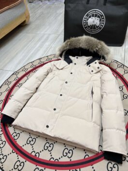 Canada Goose Authentic Down Jackets ¨C Stay Warm in Any Weather E29-Wyndham