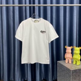 Gucci-Inspired Graphic T-Shirt for Men ¨C Trendy Casual Wear