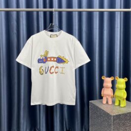 Gucci Style Men's Graphic Tee ¨C Iconic Logo Design Shirt