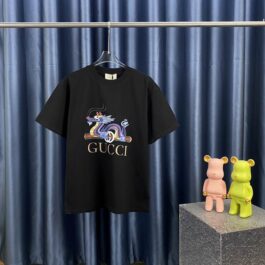 Gucci-Inspired Trendy T-Shirt ¨C Iconic Graphic Tee for Stylish Men