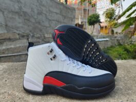 Air Jordan 12 White/Black/Red