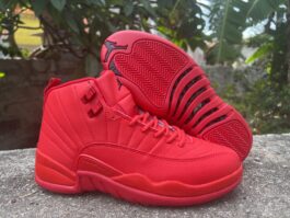 Air Jordan 12 All Red: 40-47